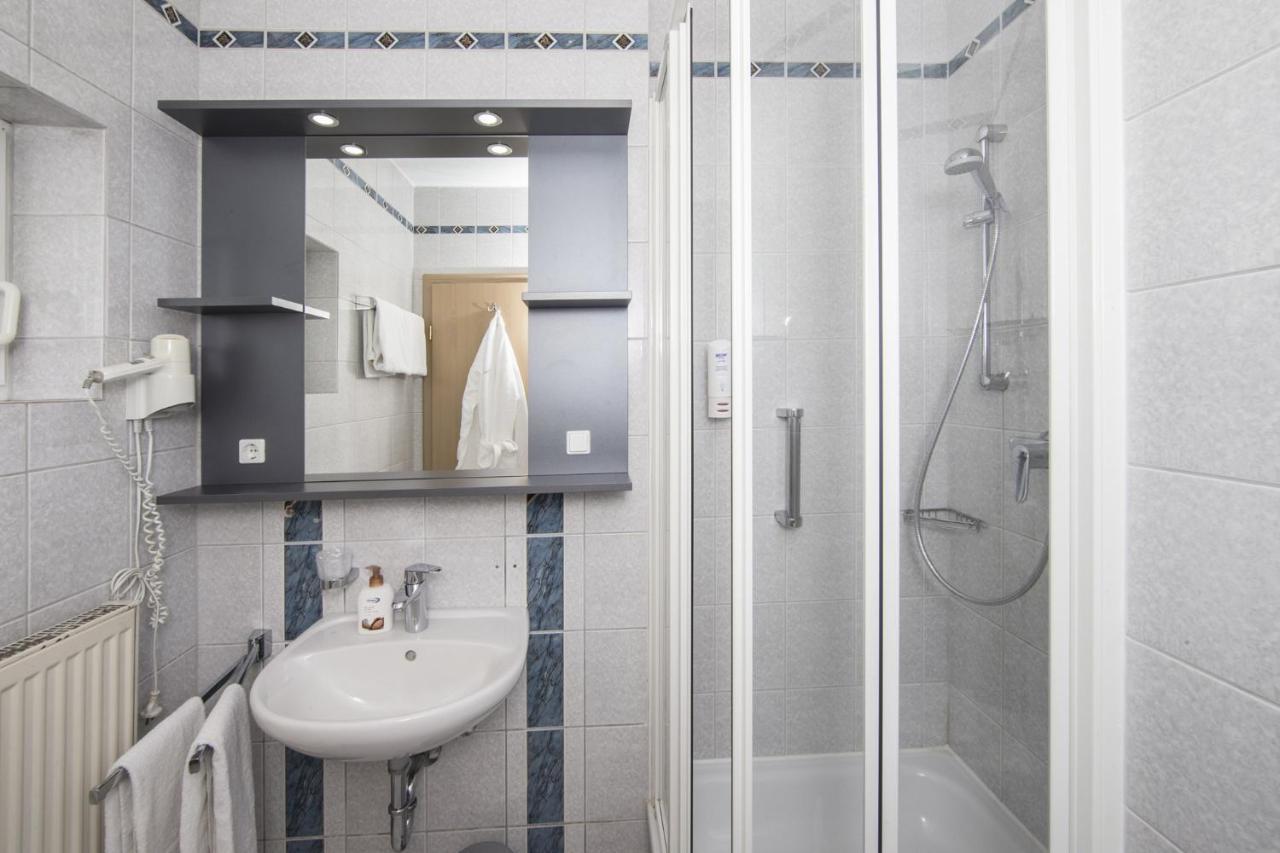 באד פיסינג Johannesbad Hotel Fuessinger Hof מראה חיצוני תמונה
